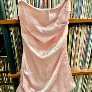 ROSEDRESS SILKY SATIN PLEATED TRIM CORSET STRAPLESS PARTY MINI DRESS SIZE M PINK
